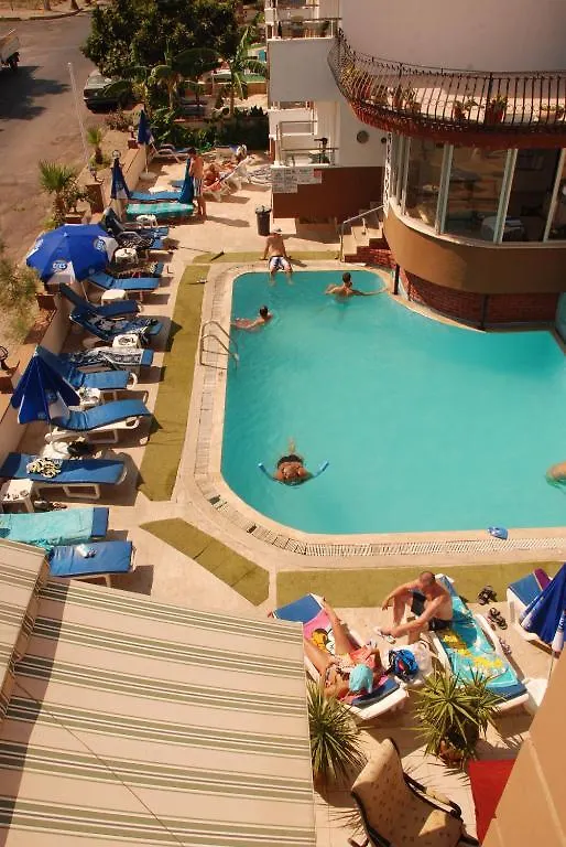 מרמריס Saffron Apartments